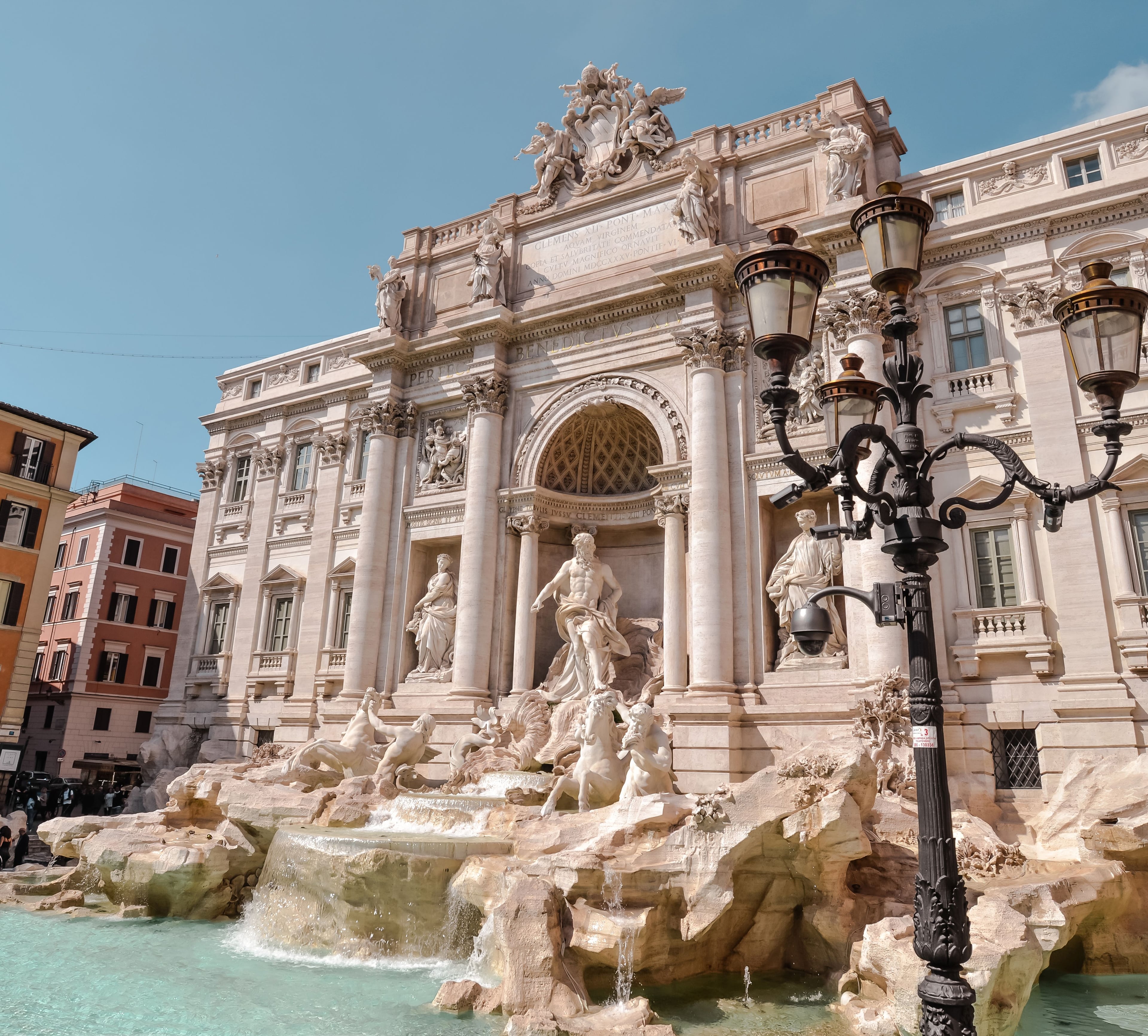 Trevi Fountain with audioguide experience